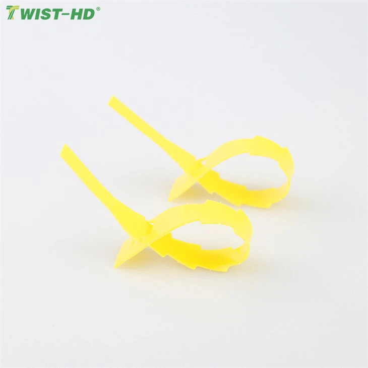 Orkaitėje saugūs susukami kaklaraiščiai